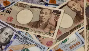 الدولار-يتجاوز-160-ينا-يابانيا