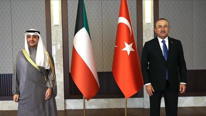 وزير الخارجية التركي مع نظيره الكويتي