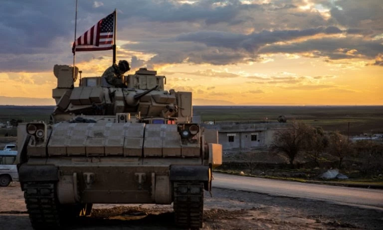 مركبة عسكرية تابعة للقوات الأمريكية شمال شرق سوريا  (التحالف الدولي )