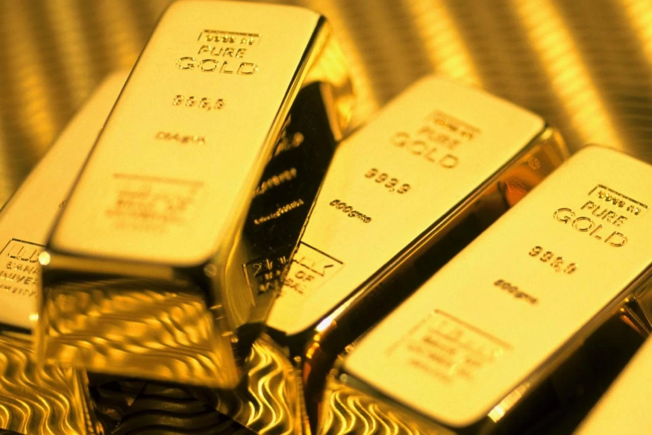 هبطت أسعار الذهب وسط حذر من المستثمرين