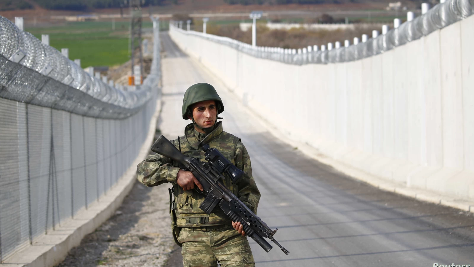 كثفت تركيا من إجراءاتها الأمنية على حدودها مع إيران